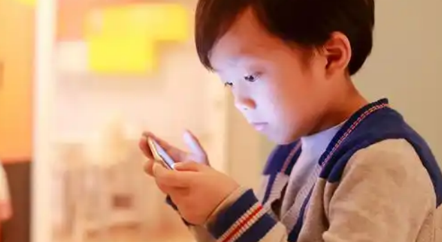 少看眼睛就能不近视吗？家长千万别进入误区！