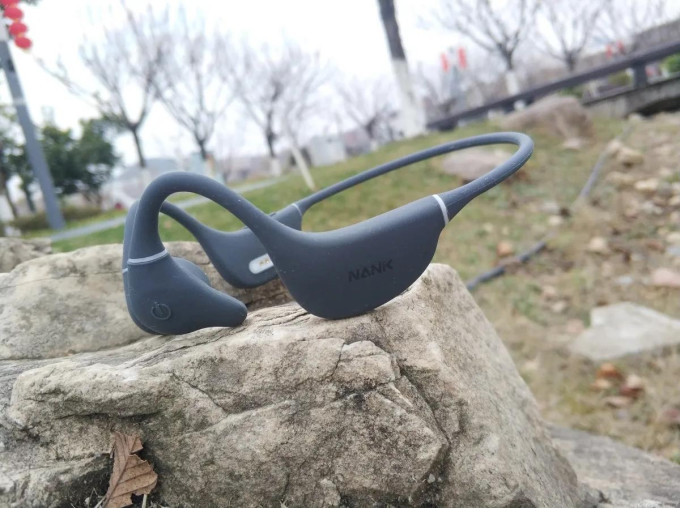 南卡蓝牙耳机