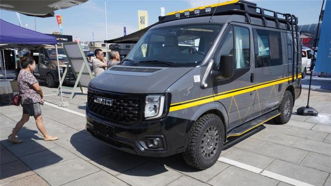 2023露营车选购指南:实测承重120kg+折叠设计,家庭出行必备装备解析