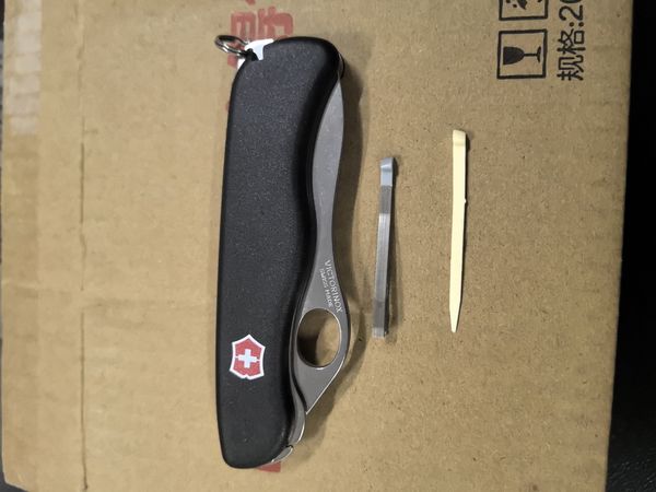 一时冲动没用的东西又加一，维氏哨兵波浪刃水果刀