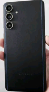 三星Galaxy C55：中端机里的“六边形战士”