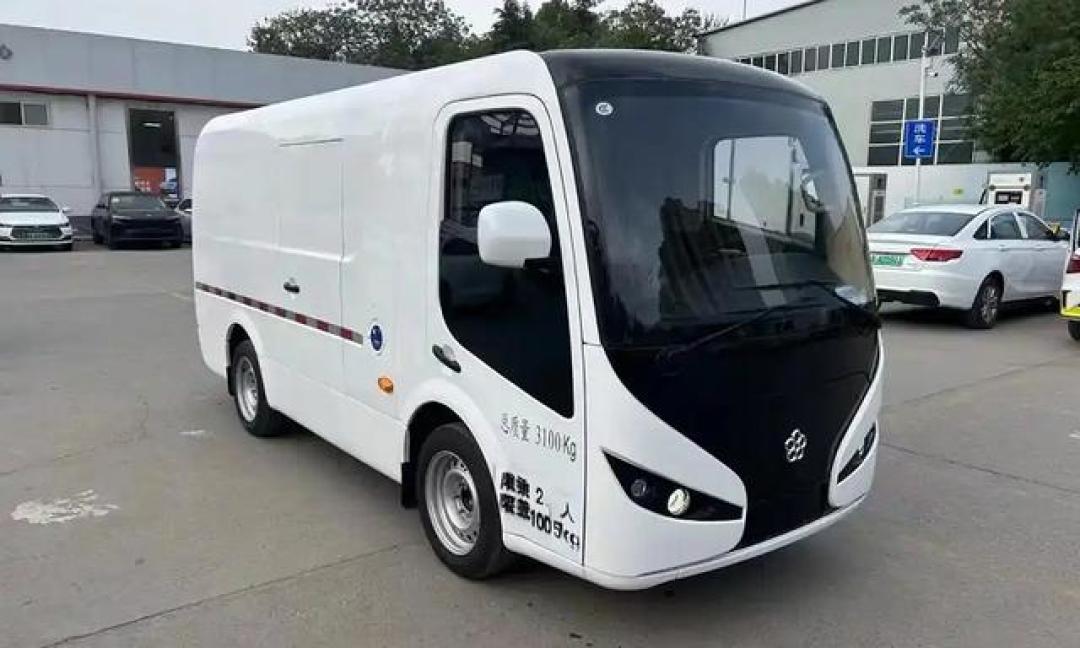 董明珠放话格力不造小轿车,却靠这块电池杀入千亿工程车市场