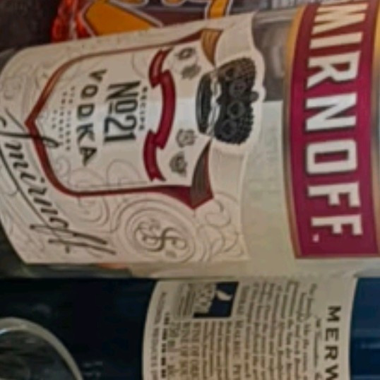 斯米诺红牌伏特加 蒸馏酒 鸡尾酒mojito莫吉托基酒 洋酒 700ml