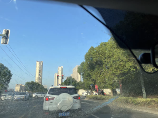 自驾游冒险：雨刷升级，趣事满满行路畅