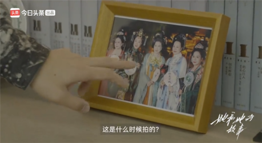 董明珠办公室首次曝光:摆放去年洛阳拍的“闺蜜团”汉服照