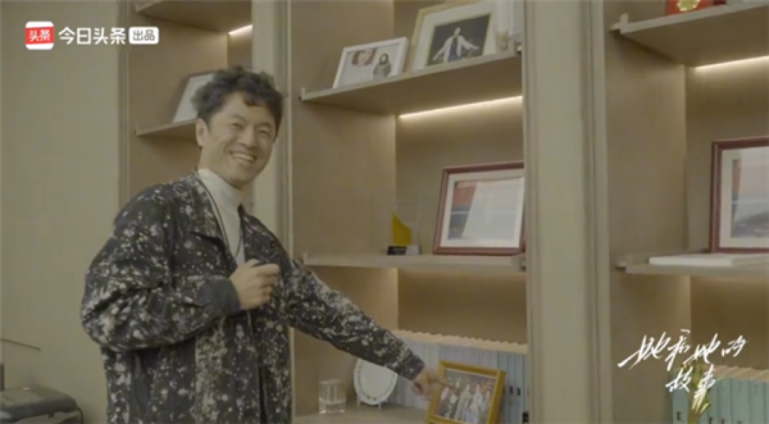 董明珠办公室首次曝光:摆放去年洛阳拍的“闺蜜团”汉服照