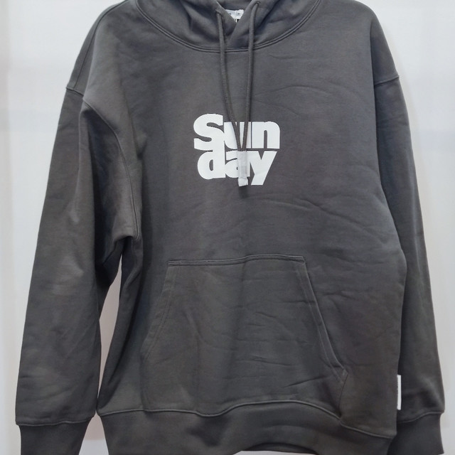 为了松弛感，花26元在多多买了一件厚度堪比薄棉袄的美邦卫衣。