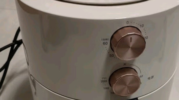 美的（Midea）空气炸锅：5L大容量，智能定时无油低脂的烹饪神器
