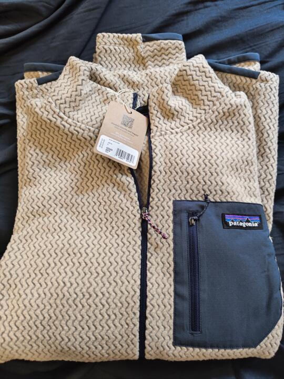 动态调温+再生面料！Patagonia R1 Air抓绒如何征服户外与都市？