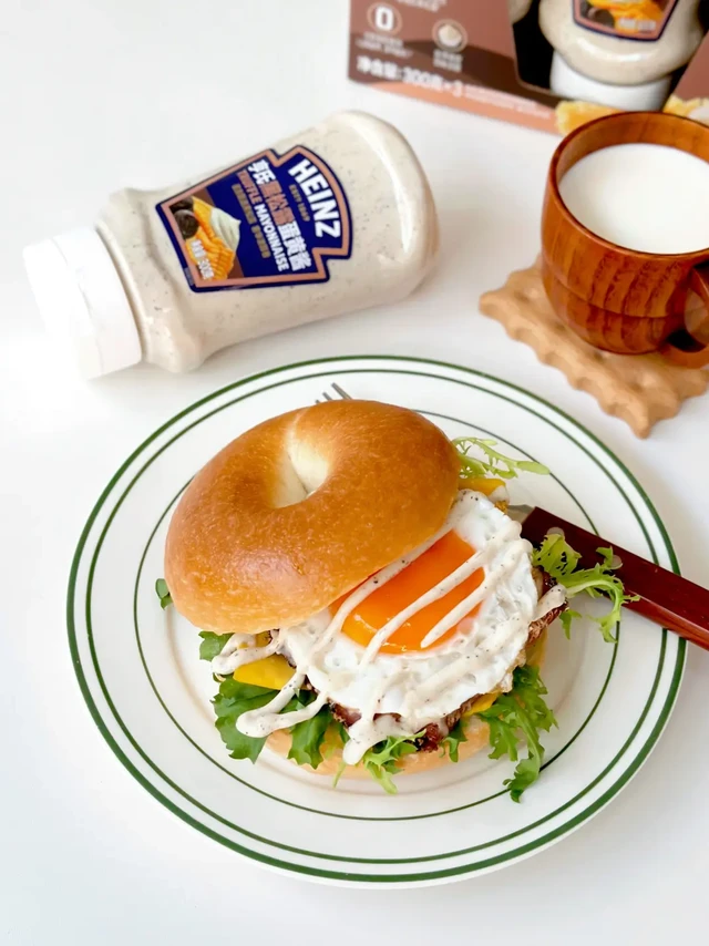 10分钟get元气早餐！！黑松露牛肉贝果三明治