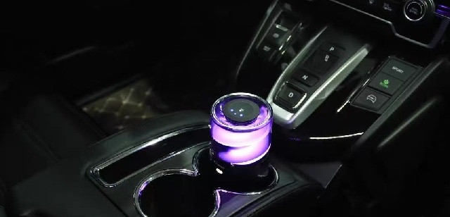 气味炼金术：车载香薰重构的驾驶时空  