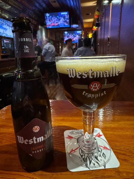 每日一酒✨Westmalle修道院双料啤酒