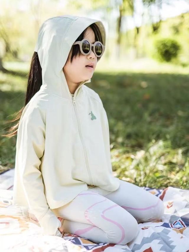 宝宝防晒必备！女童防晒衣
