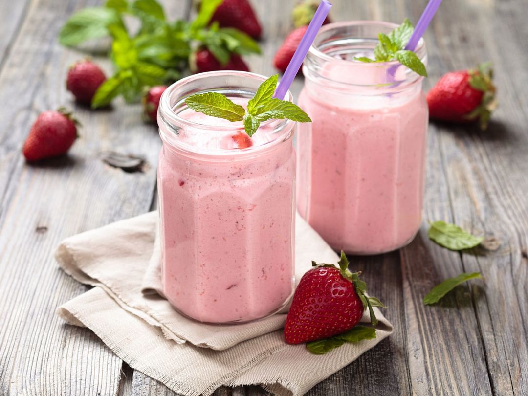 樱花草莓奶昔:春日diy甜蜜体验