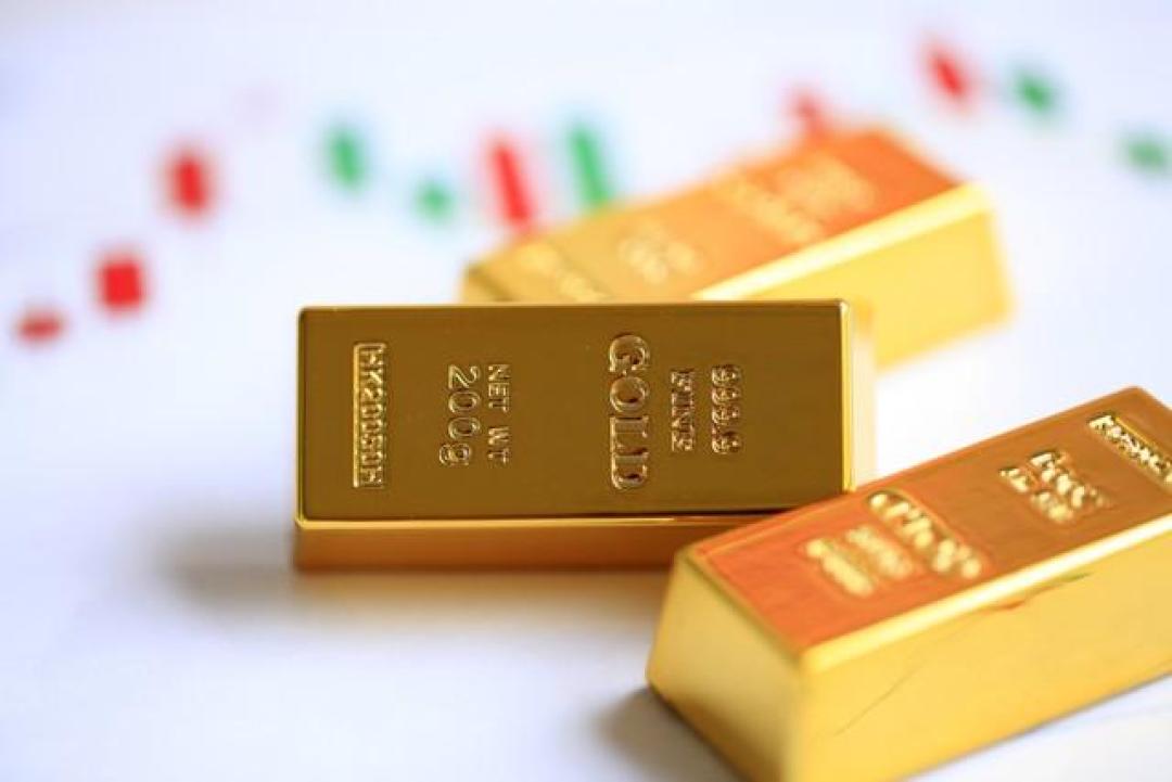 深圳水贝金价突破700元大关：国际涨势与消费分化下的黄金新局