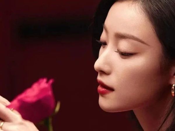 均价485起！LANCOME小黑瓶“史低”！它不愧是修护鼻祖，终于不用吃红敏干纹的苦啦~