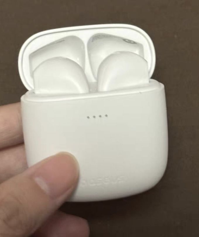 倍思蓝牙耳机