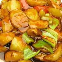 烧茄子：舌尖上的美味诱惑