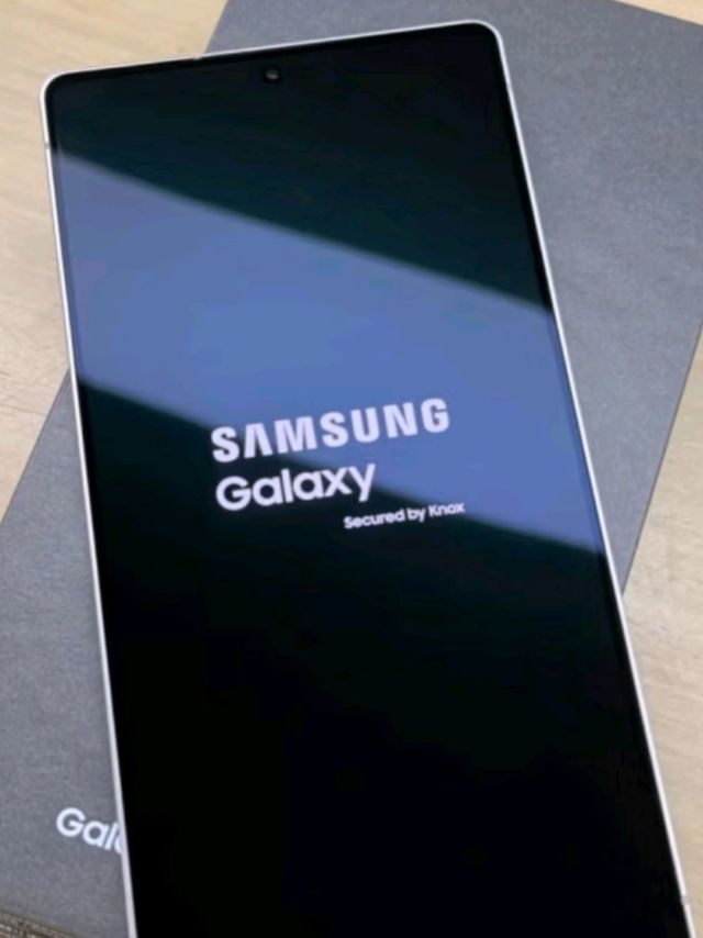 体验三星Galaxy S25 Ultra：AI与影像出众，续航短板待补
