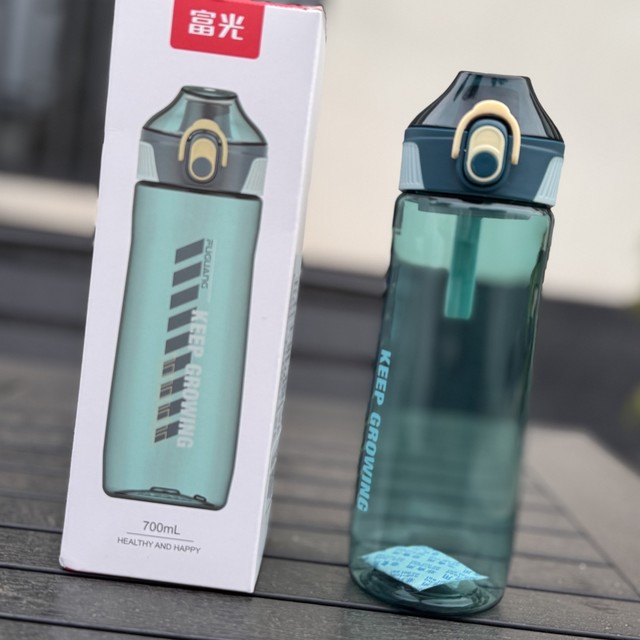 天热换杯子，必须tritan材质，泡茶不怕烫