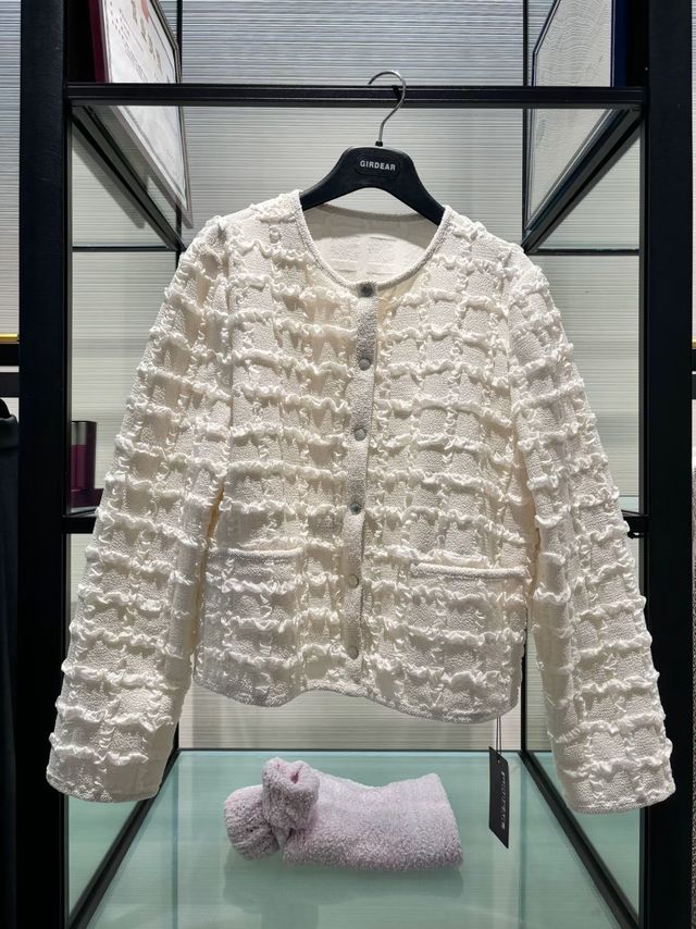 哥弟小香外套，开启春日精致穿搭