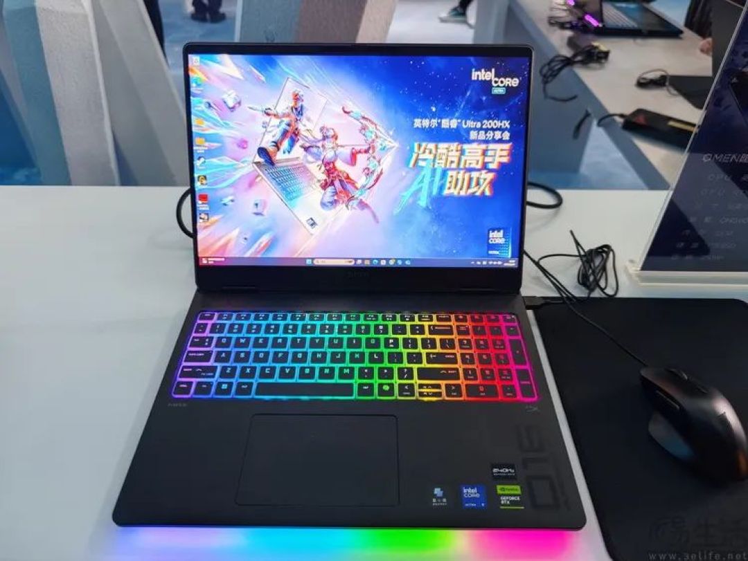 重写定义“满血”游戏本，酷睿Ultra 200HX凭什么