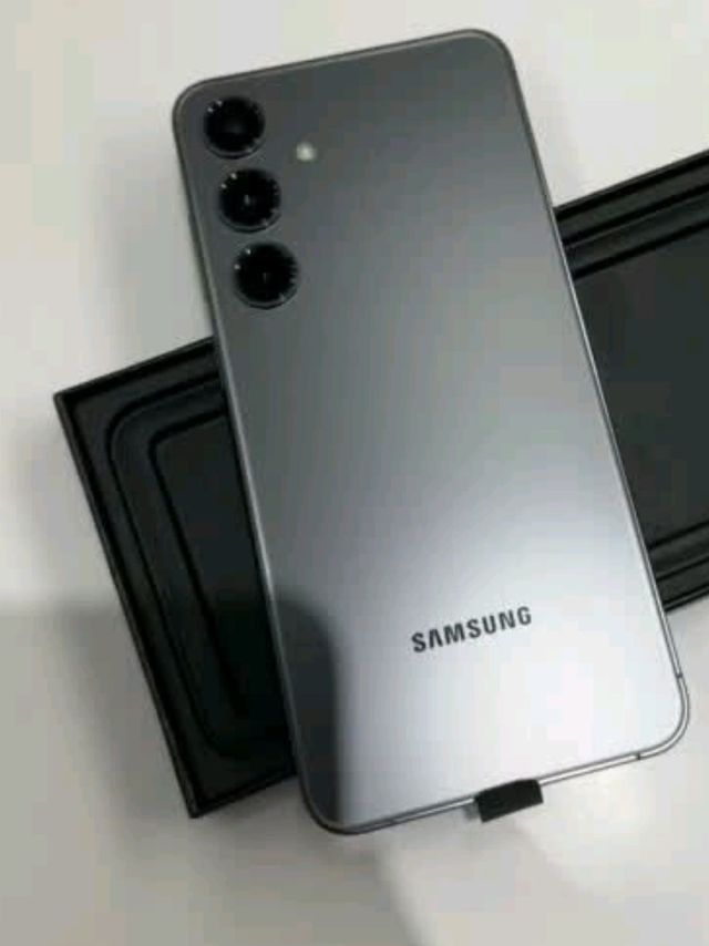 三星Galaxy S24 AI手机，高性能影像旗舰！