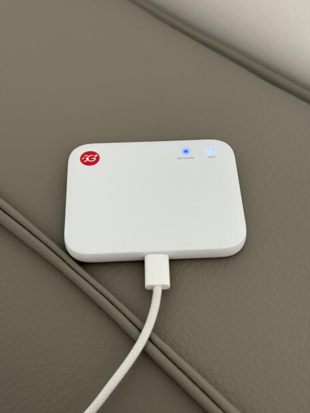 中兴F50+TR3000实测:5G随身WiFi如何选?性能与便携的终极答案
