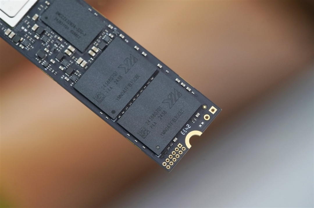 长江存储致态TiPro9000 4TB SSD评测:容量更大速度更快 性能新巅峰