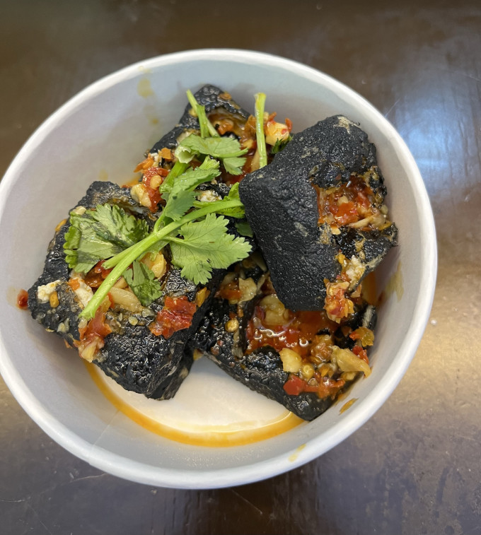 黑色经典其他休闲零食