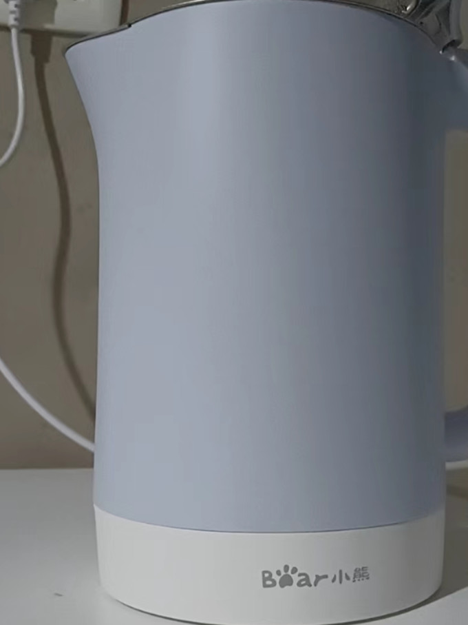 小熊电水壶
