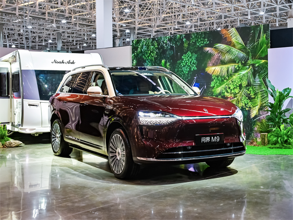 新车 | 搭HUAWEI ADS 3.3/46.98万元起，2025款AITO问界M9先行者交付