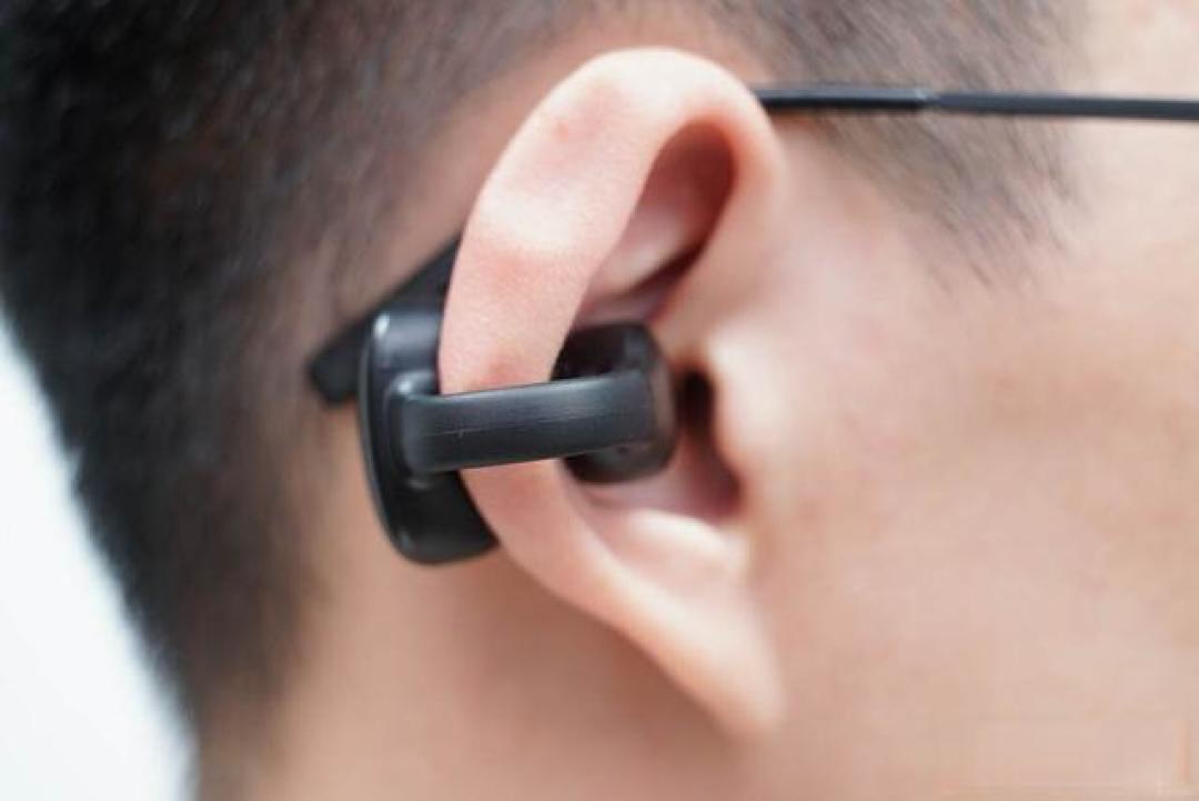 耳夹式耳机怎么选?佩戴、音质、场景三维选购指南