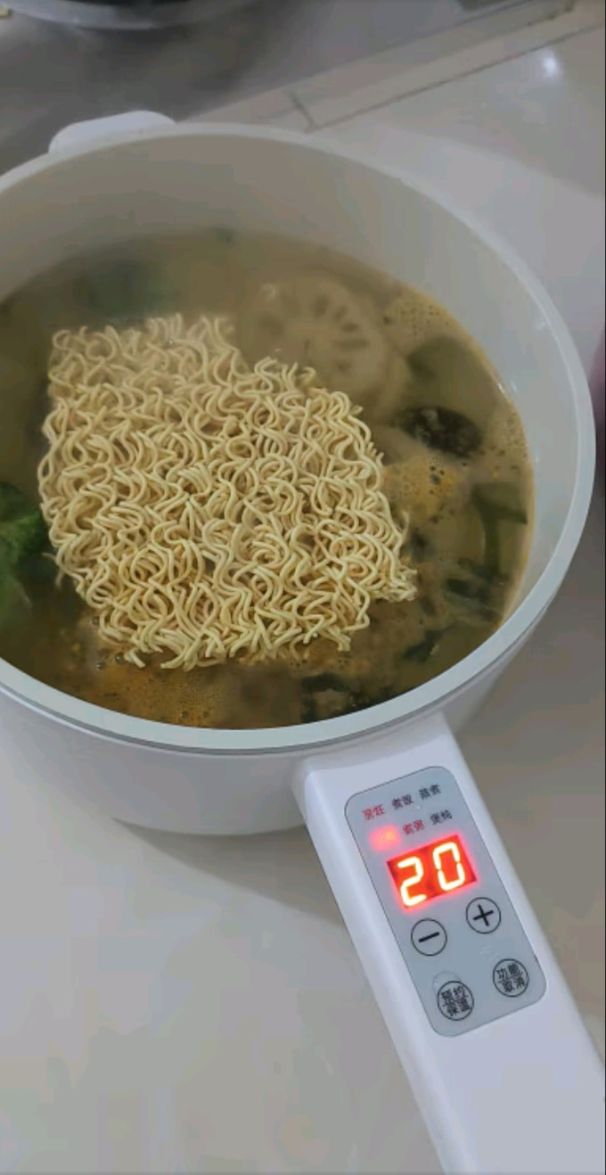 多用途锅