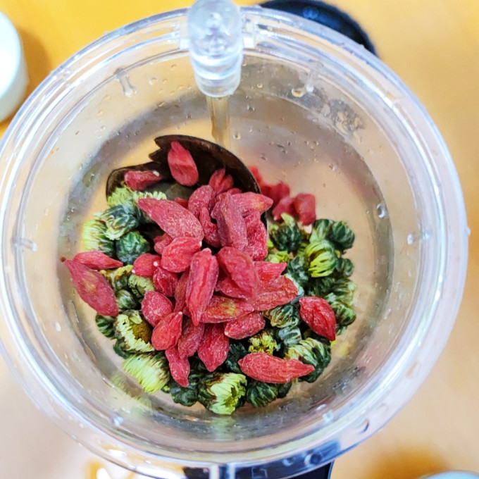陈一凡花果茶