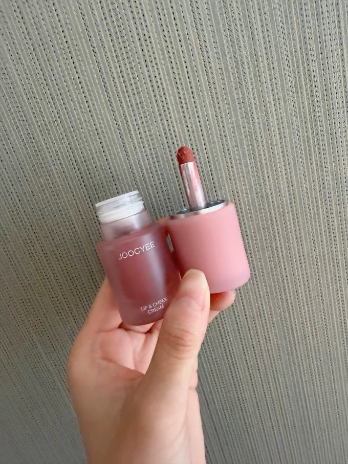 酵色唇彩唇蜜