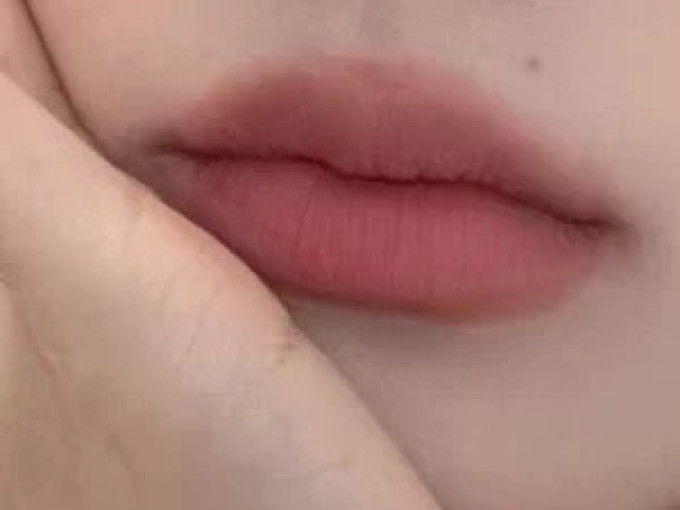 酵色唇彩唇蜜