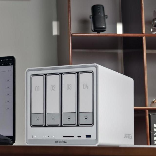 入手绿联私有云DXP4800 plus，给文件打造“专属别墅”