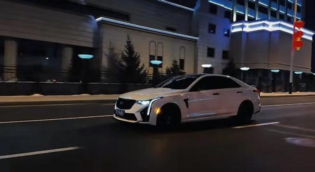 14万买237马力后驱车!这届年轻人为何抢疯凯迪拉克CT4?