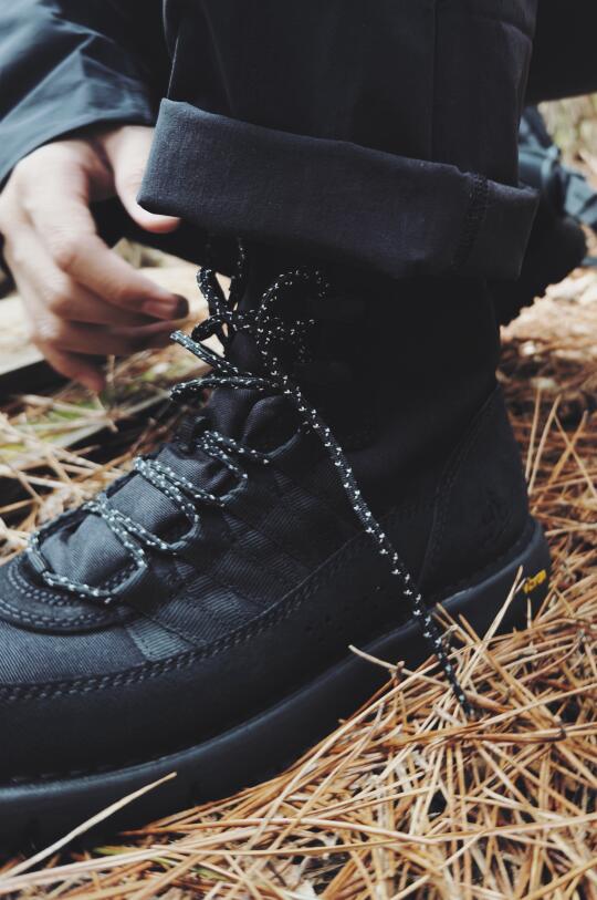 有喜欢穿户外徒步工装鞋的吗？！