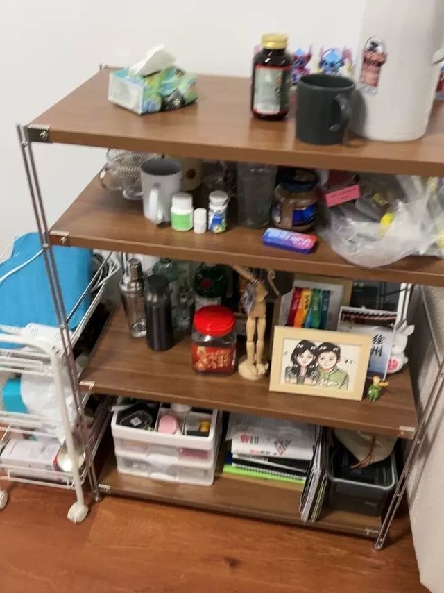 家用置物架落地靠墙实木收纳层架极简架子