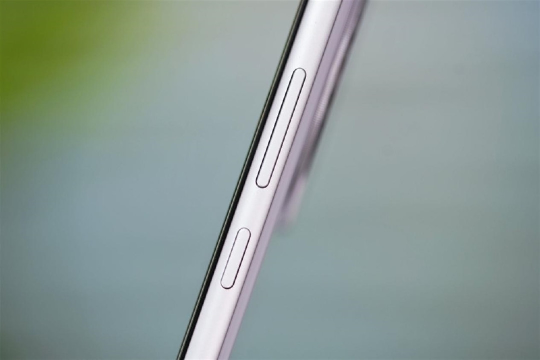 史上最大容量蓝海电池加持 vivo Y300 Pro+评测:一部能用20小时的国民手机