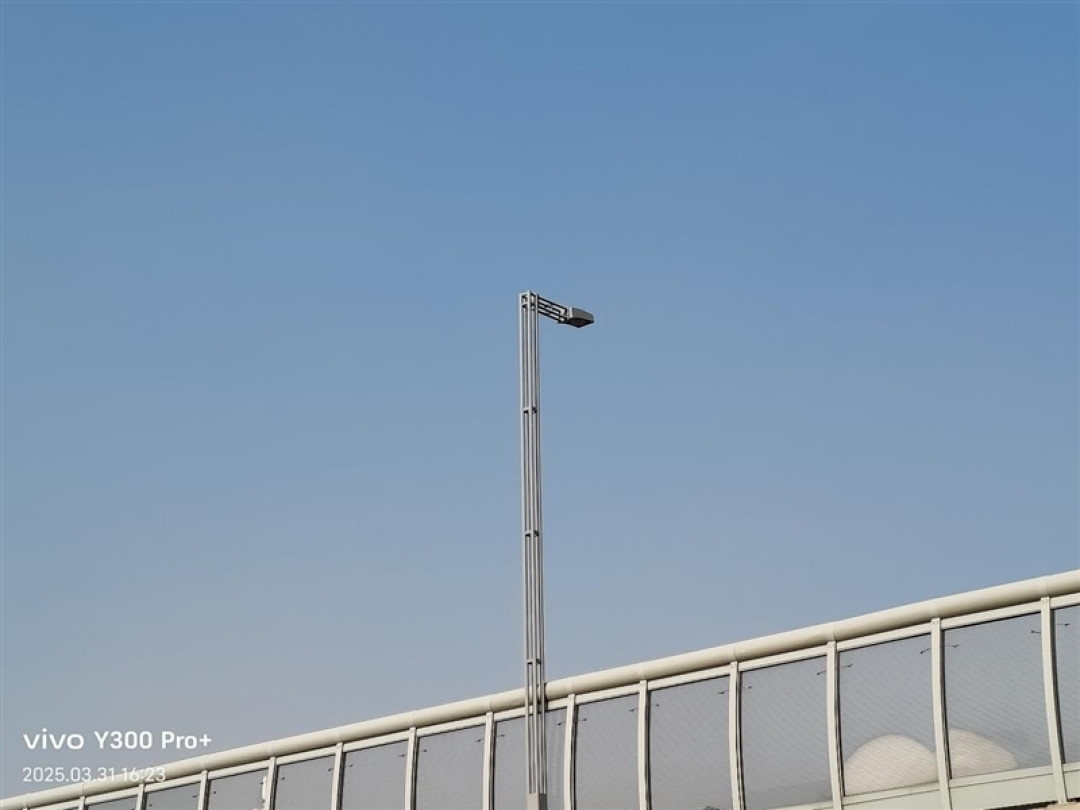 史上最大容量蓝海电池加持 vivo Y300 Pro+评测:一部能用20小时的国民手机