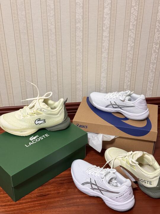 🎾网球会惩罚每个不穿网球鞋的人