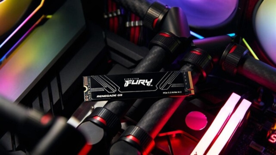金士顿进军PCIe5.0 SSD!首款产品曝光:读速14.8GB/s接近极限