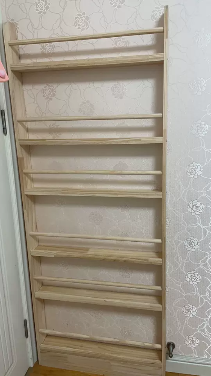 锦需客厅置物架