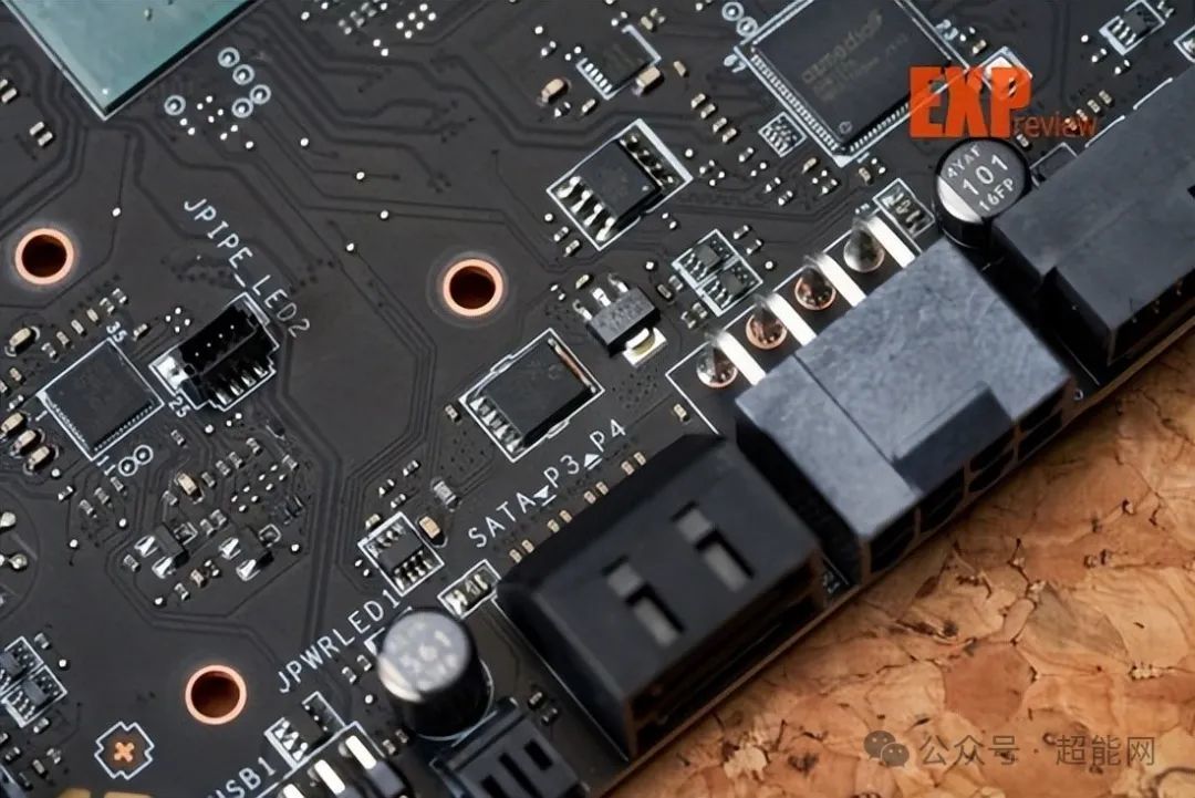 微星 MEG X870E GODLIKE 超神主板评测:全方位拉满,不负“超神”之名