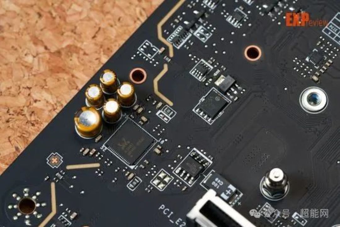 微星 MEG X870E GODLIKE 超神主板评测:全方位拉满,不负“超神”之名