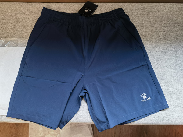 补充一条卡尔美的运动短裤