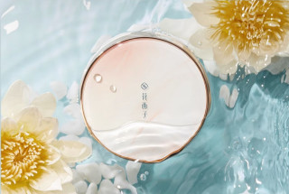 国货宝藏：花西子C25气垫